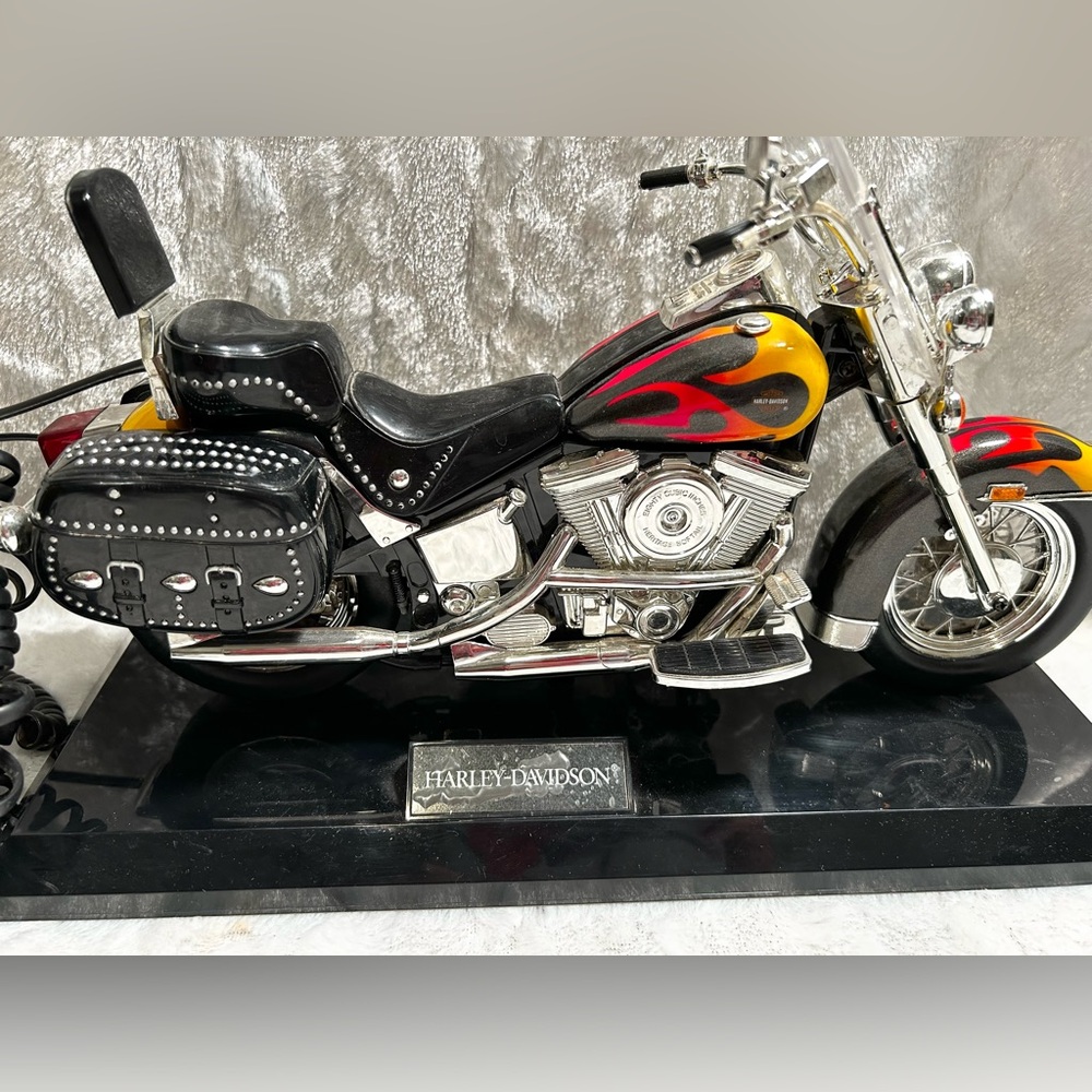 HARLEY DAVIDSON BLACK RED FLAMES MOTORCYCLE TELEPHONE MAN CAVE TESTED
